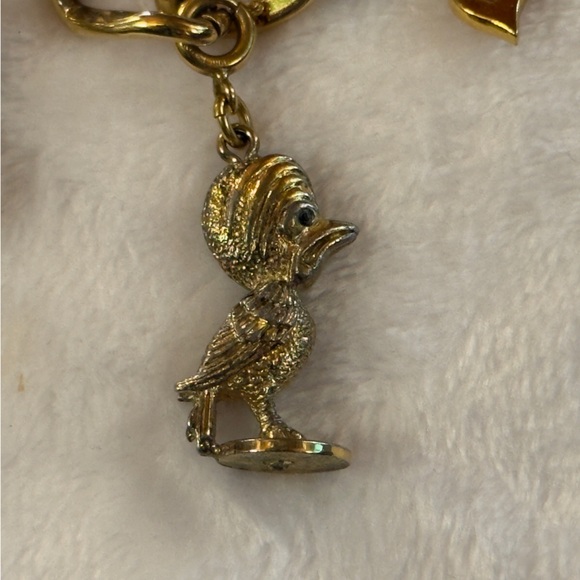 Vintage Gold Tone Monet Charm Bracelet Fish Christmas Snowman Sailboat Clover - Picture 9 of 15